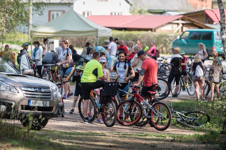 Ar velobraucienu «Ieriteņo vasarā» Smiltenes novadā atklāta aktīvā tūrisma sezona 198053