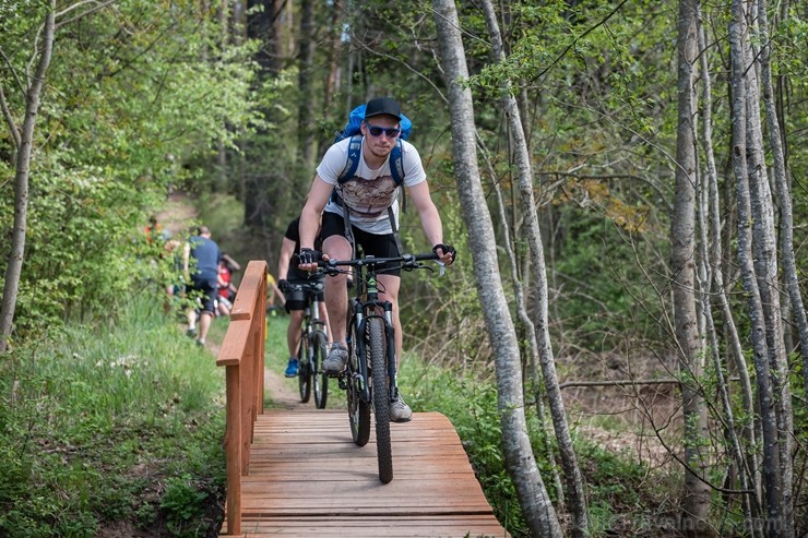 Ar velobraucienu «Ieriteņo vasarā» Smiltenes novadā atklāta aktīvā tūrisma sezona 198061