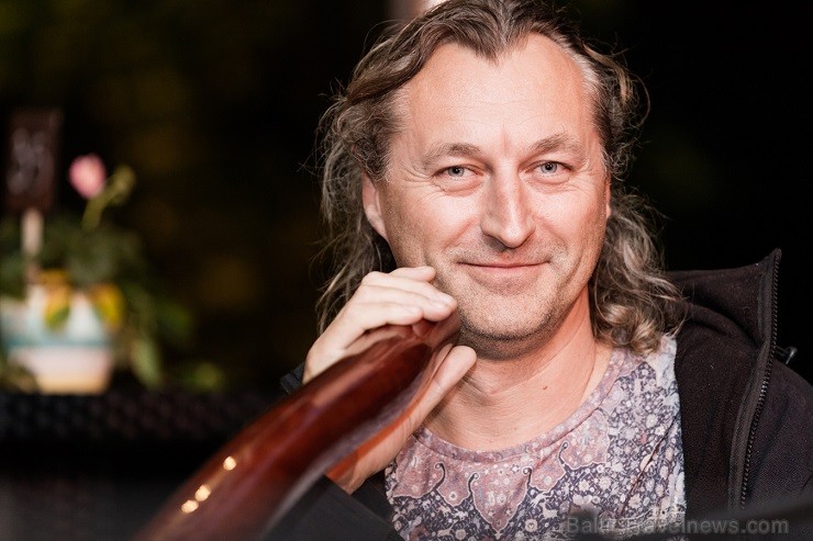 Rigas restorānā «Kasdārzā»  aizvadīts Etniski laikmetīgs lielkoncerts 201424