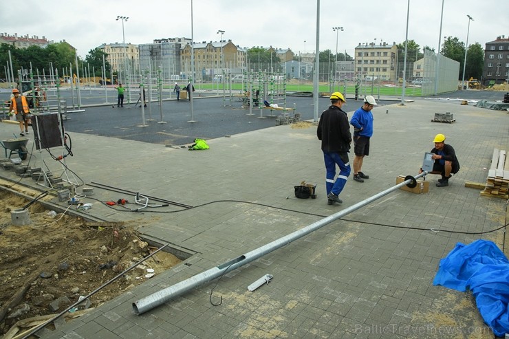 Rīgā aktīvi norisinās darbi, lai 16.septembrī atklātu Centra sporta kvartālu 202249