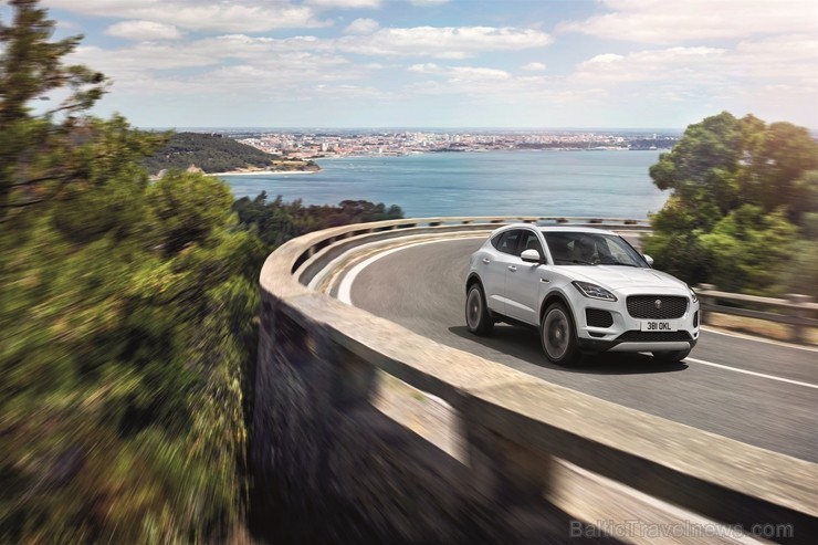 Prezentēts jaunākais Jaguar modelis «E-PACE» 202280