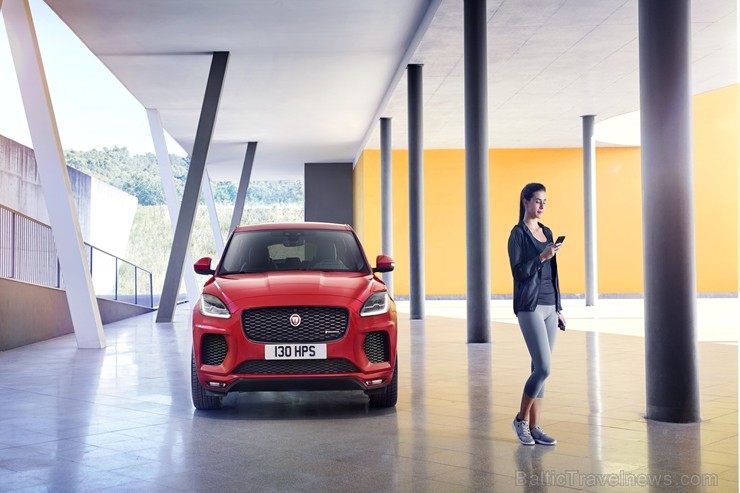 Prezentēts jaunākais Jaguar modelis «E-PACE» 202285