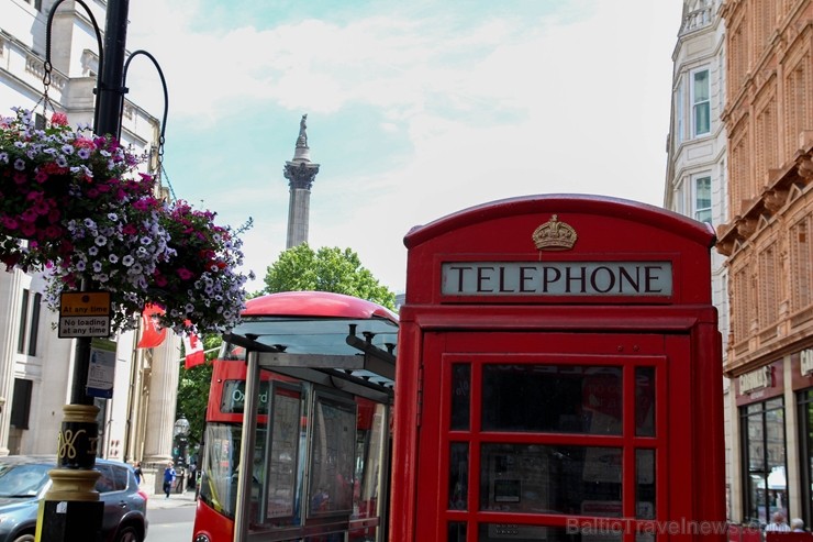 Latviešu tūristi viesojas vasarīgajā Londonā 202767