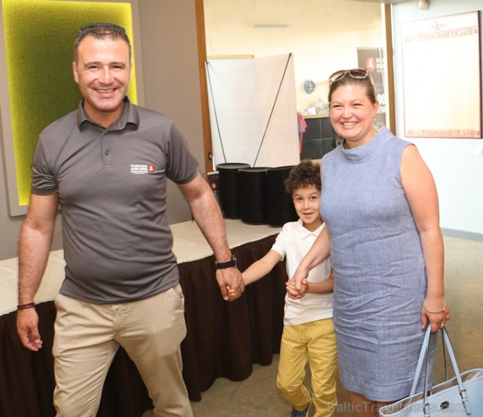 Travelnews.lv kopā ar «Turkish Airlines» mācās golfa klubā «Ozo Golf Club» spēlēt golfu 203966