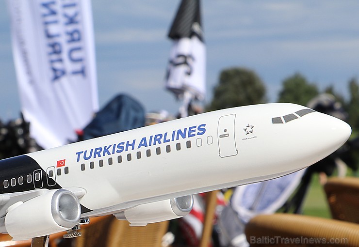 Travelnews.lv kopā ar «Turkish Airlines» mācās golfa klubā «Ozo Golf Club» spēlēt golfu 203999