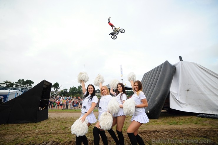 Ventspilī aizvadītas ikgadējās supermotokrosa sacensības «Ventbunkers lielā balva 2017» 204444