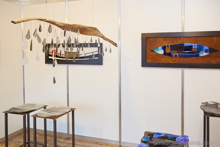 Jūrmalas pludmales kompleksā «Legend Beach» pirmo reizi notiek mākslas gadatirgus «Jurmala Art Fair». 205350