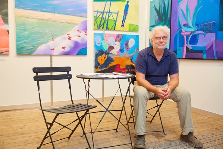 Jūrmalas pludmales kompleksā «Legend Beach» pirmo reizi notiek mākslas gadatirgus «Jurmala Art Fair». 205359