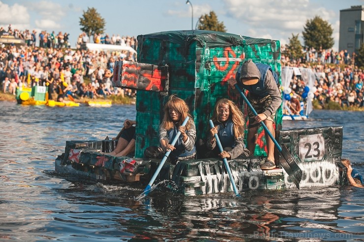 Jelgavā  notikusi piecpadsmitā Piena paku laivu regate 205602