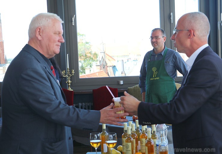 Plašākā pārtikas izstāde Baltijas valstīs «Riga Food 2017» prezentējas presei restorānā «Gutenbergs» Plašākā pārtikas izstāde Baltijas valstīs «Riga Food 2017» prezentējas presei restorānā «Gutenbergs» 205628