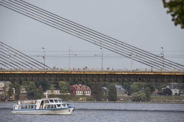 Rīgas centrā notiekošajā rudens skrējienā «We Run Riga» dalību ņem vairāk nekā 9000 skrējēju 206802