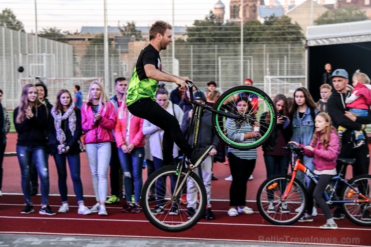 Ar interesantu programmu Rīgā atklāts lielākais sporta kvartāls Latvijā 207127