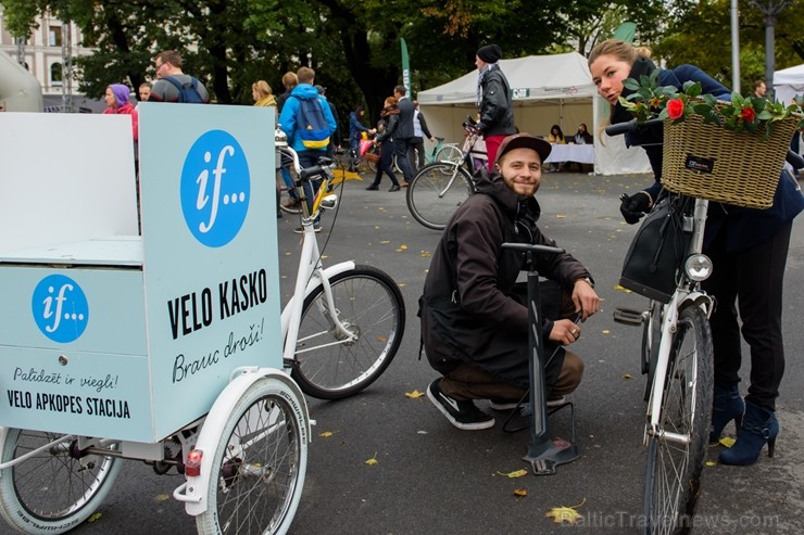 «Ar velo uz darbu» dienā simtiem rīdzinieku izvēlas divriteni 207332