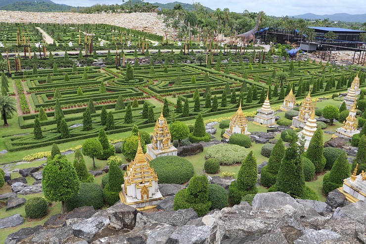 Travelnews.lv kopā ar «365 brīvdienas» un «Turkish Airlines» iepazīst tropu botānisko dārzu «Nong Nooch Tropical Garden» Travelnews.lv kopā ar «365 brīvdienas» un «Turkish Airlines» iepazīst tropu botānisko dārzu «Nong Nooch Tropical Garden» 208899