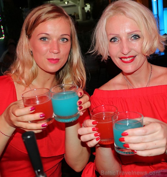 Travelnews.lv kopā ar «365 brīvdienas» un «Turkish Airlines» iepazīst Pataijas nakts dzīvi Taizemē Travelnews.lv kopā ar «365 brīvdienas» un «Turkish Airlines» iepazīst Pataijas nakts dzīvi Taizemē 210562