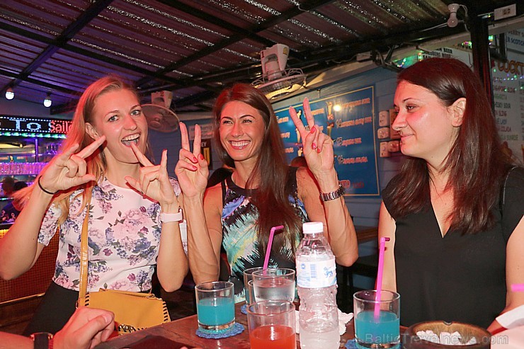 Travelnews.lv kopā ar «365 brīvdienas» un «Turkish Airlines» iepazīst Pataijas nakts dzīvi Taizemē Travelnews.lv kopā ar «365 brīvdienas» un «Turkish Airlines» iepazīst Pataijas nakts dzīvi Taizemē 210566