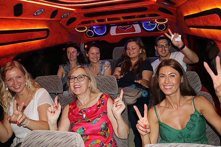 Travelnews.lv kopā ar «365 brīvdienas» un «Turkish Airlines» iepazīst Pataijas nakts dzīvi Taizemē Travelnews.lv kopā ar «365 brīvdienas» un «Turkish Airlines» iepazīst Pataijas nakts dzīvi Taizemē 210606
