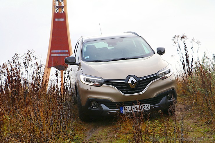 Travelnews.lv dodas uz Lūznavas muižu Latgalē ar jauno krosoveru Renault Kadjar dCi 130 4x4 210962