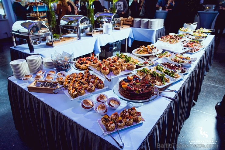 «Restaurant Service» (restorāni - «Bibliotēka Nr.1» un «Kolonāde. Mūsu stāsti») pārvērš Dubultu dzelzceļa staciju par gardēžu paradīzi «Restaurant Service» (restorāni - «Bibliotēka Nr.1» un «Kolonāde. Mūsu stāsti») pārvērš Dubultu dzelzceļa staciju par gardēžu paradīzi 212325