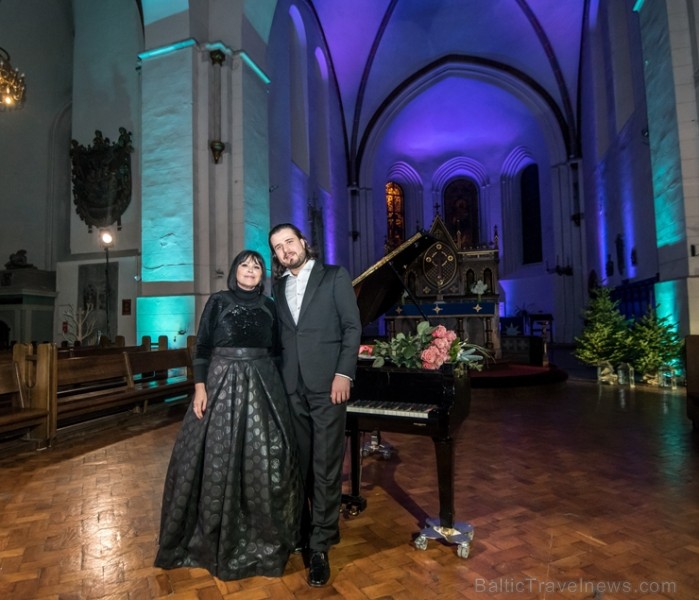 Rīgā izskan tradicionālais Ineses Galantes Ziemassvētku koncerts 213446