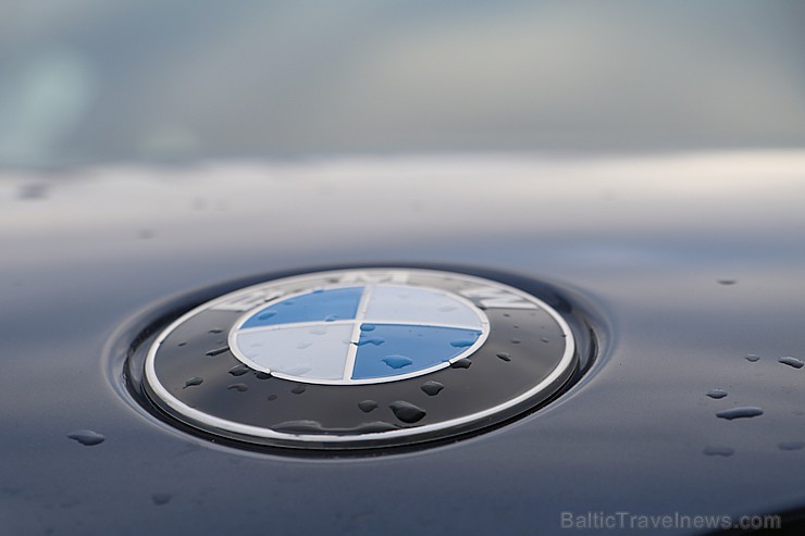 Travelnews.lv dodas pēc Ziemassvētku eglītes mežā ar jauno BMW X3 xDrive20d 213653