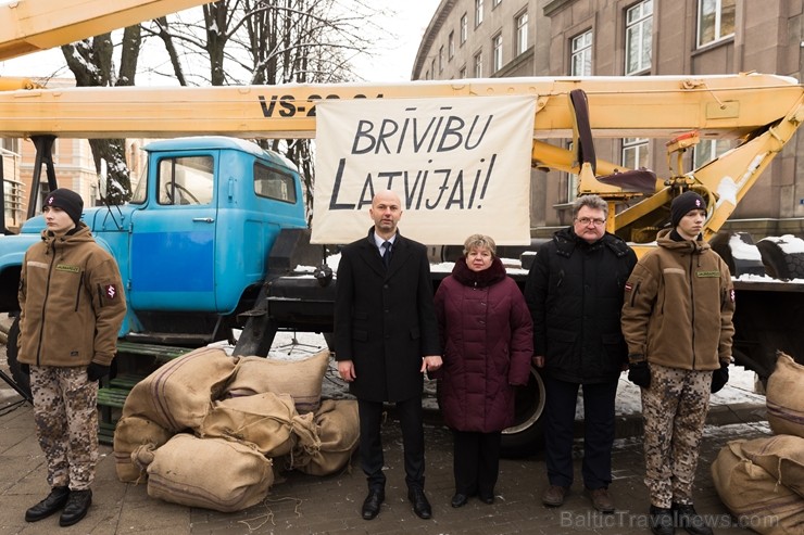 Pie Valsts Kancelejas aizvada Barikādēm veltītu pasākumu 214978