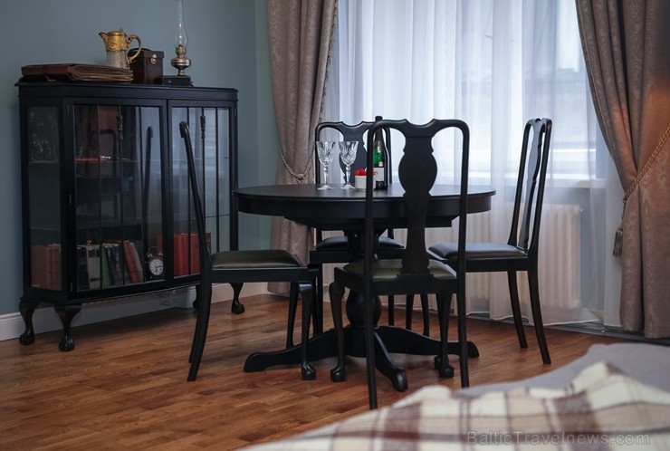Rīgā atvērta Latvijā pirmā ART viesnīca «Sherlock» 216785