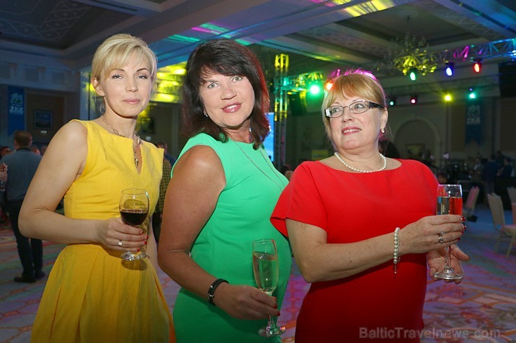Starptautiskais tūroperators «Tez Tour Latvija» 15 gadu jubileju atzīmē ar salūtu Turcijas viesnīcā «Rixos Premium Belek» Starptautiskais tūroperators «Tez Tour Latvija» 15 gadu jubileju atzīmē ar salūtu Turcijas viesnīcā «Rixos Premium Belek» 216940