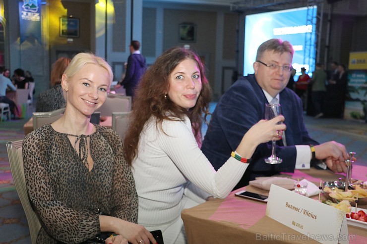 Starptautiskais tūroperators «Tez Tour Latvija» 15 gadu jubileju atzīmē ar salūtu Turcijas viesnīcā «Rixos Premium Belek» Starptautiskais tūroperators «Tez Tour Latvija» 15 gadu jubileju atzīmē ar salūtu Turcijas viesnīcā «Rixos Premium Belek» 216949
