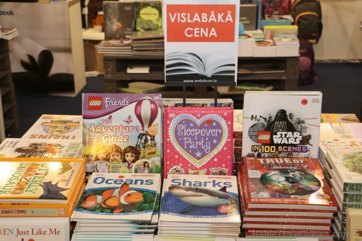 Kīpsalas BT1 izstāžu centrā pulcējas izglītības un grāmatu interesenti 217421