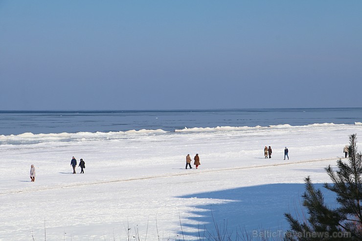Jūrmalas viesnīcas «Baltic Beach Hotel» restorāns «VIEW Restaurant & Lounge» piedāvā «Brīvdienu pusdienas» 218015