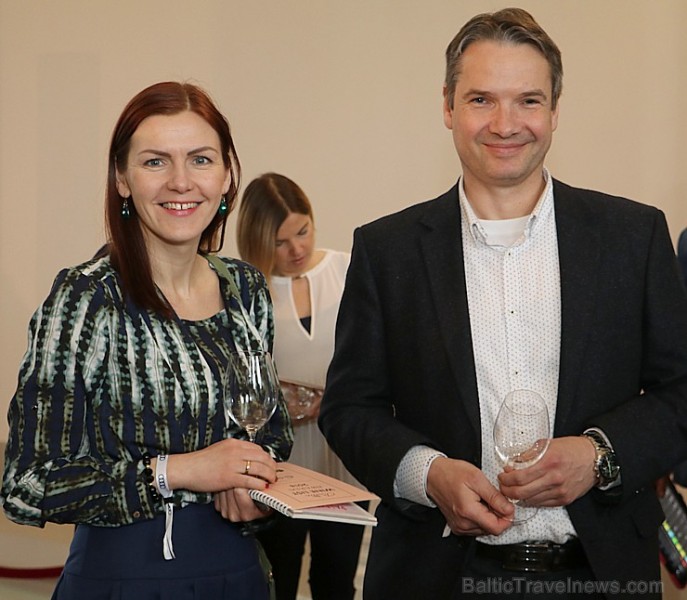 Latvijas Nacionālais mākslas muzejā jaunais «Audi A7 Sportback» prezentējas ar labāko šampānieti Latvijas Nacionālais mākslas muzejā jaunais «Audi A7 Sportback» prezentējas ar labāko šampānieti 218605