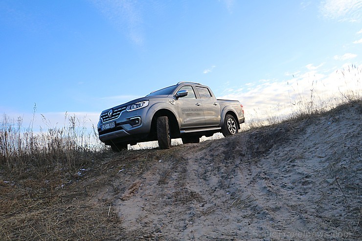 Travelnews.lv ceļo ar jauno pikapu «Renault Alaskan 2.3 dCi» 219737