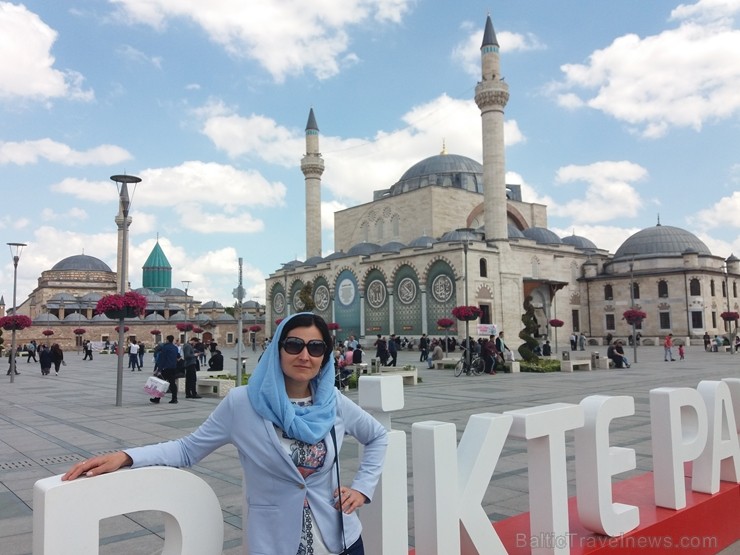 Manas mājas ir tur, kur mana sirds. Arī Konjai pieder daļa manas sirds. Görüşürüz (uz redzēšanos) Konjā! Guna Kalna Manas mājas ir tur, kur mana sirds. Arī Konjai pieder daļa manas sirds. Görüşürüz (uz redzēšanos) Konjā! Guna Kalna 224578