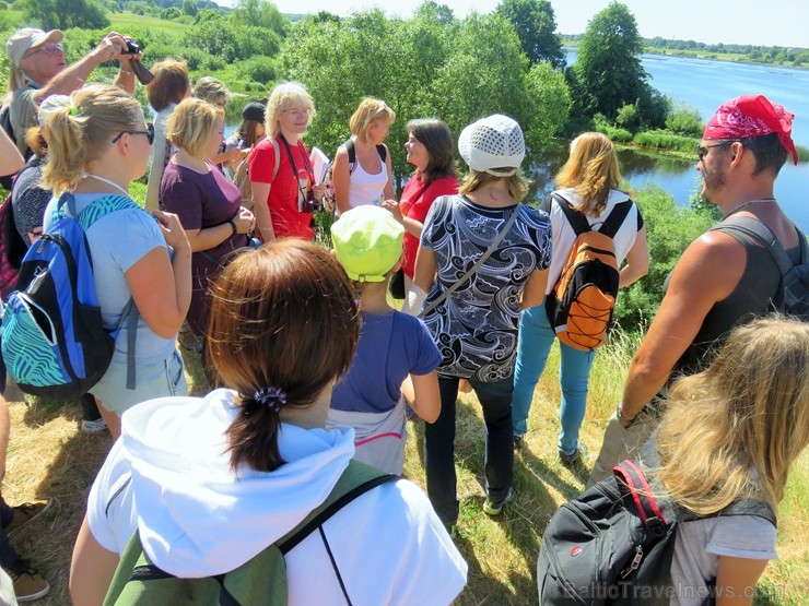 Pārgājienā Salaspilī  tiek iepazīta Doles sala 225542