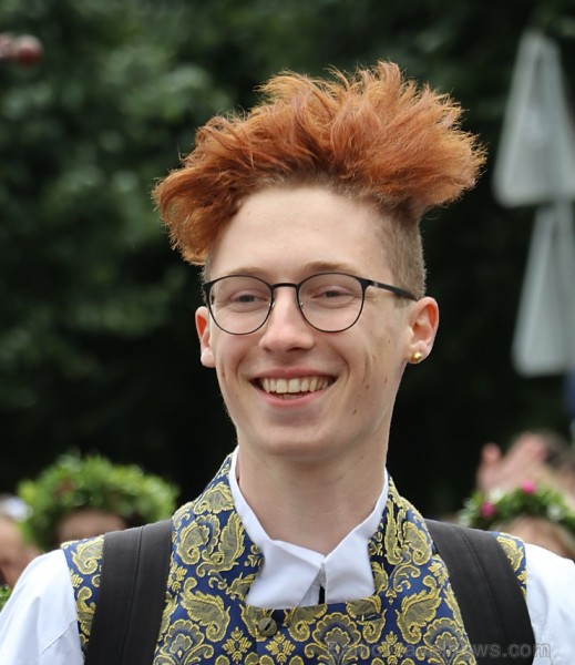 Dziesmu un deju svētku atklāšanas gājiens pulcē Rīgā visus Latvijas novadus (301-400) 226868