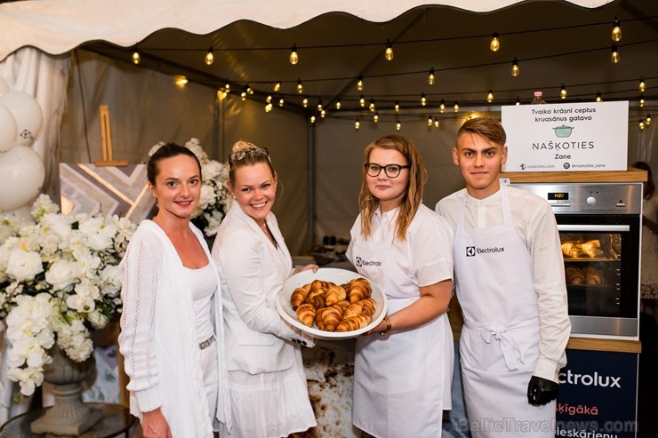 Jau ceturto gadu Rīgā notiek baltais pop-up pikniks «L’elegante Pop-Up Picnic» 227968