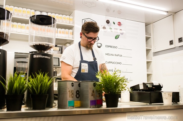 Jau ceturto gadu Rīgā notiek baltais pop-up pikniks «L’elegante Pop-Up Picnic» 227974
