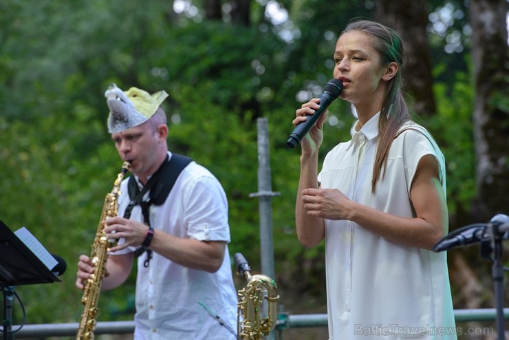 Zaubē tiek aizvadīts savvaļas kulinārais festivāls 228389
