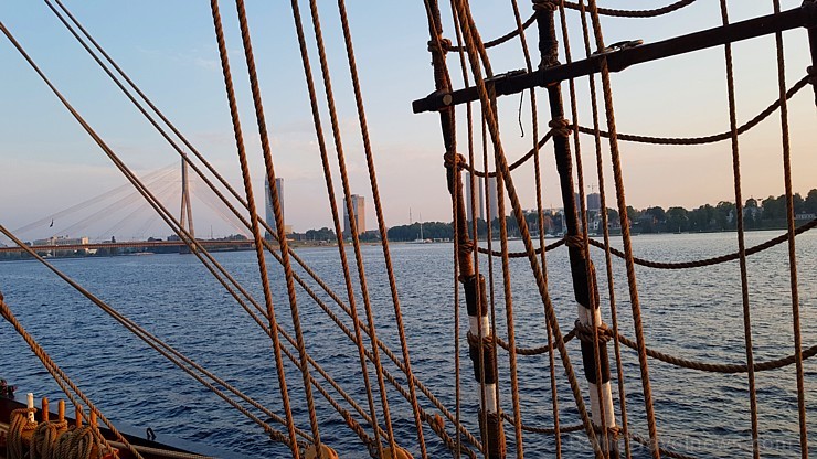 Travelnews.lv apciemo burinieku «Roald Amundsen» Rīgas ostā 228963