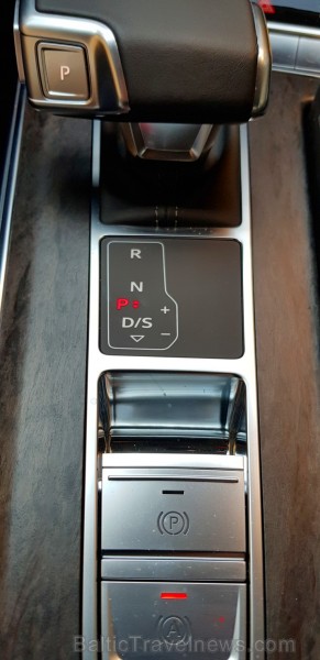 Travelnews.lv ar jauno Audi A6 apceļo vēju pilsētu Liepāju 229242