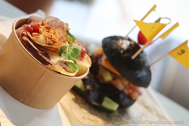 Otrais «Rīgas Burgeru Festivāls 2018» 4.08.2018 noskaidroja ātrāko ēdāju un labāko burgeru 230231