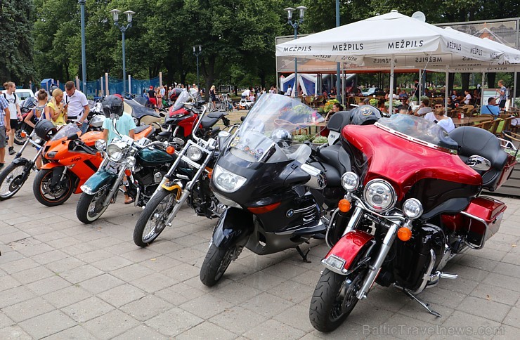 Otrais «Rīgas Burgeru Festivāls 2018» 4.08.2018 noskaidroja ātrāko ēdāju un labāko burgeru 230234