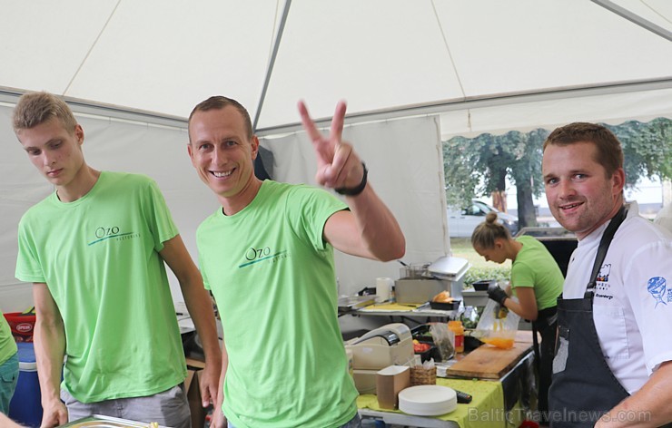Otrais «Rīgas Burgeru Festivāls 2018» 4.08.2018 noskaidroja ātrāko ēdāju un labāko burgeru 230276