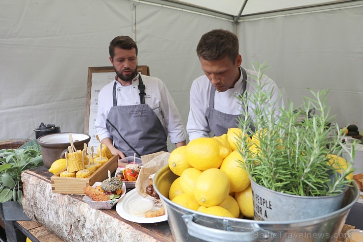 Otrais «Rīgas Burgeru Festivāls 2018» 4.08.2018 noskaidroja ātrāko ēdāju un labāko burgeru 230291