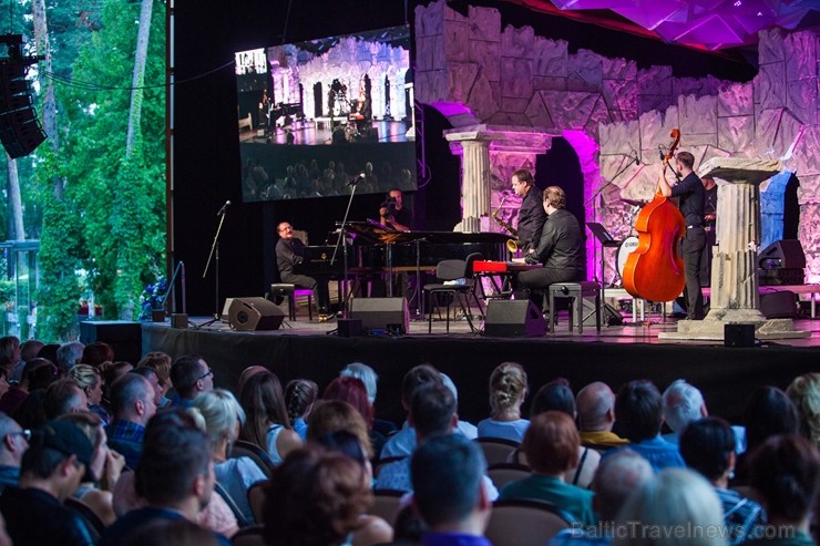 Jūrmalā turpinās festivāls «Summertime» 230583