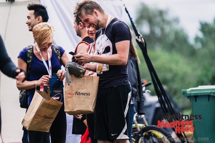 Lucavsalā aizvadīts pirmais MyFitness Madness Race škēršļu skrējiens 230831