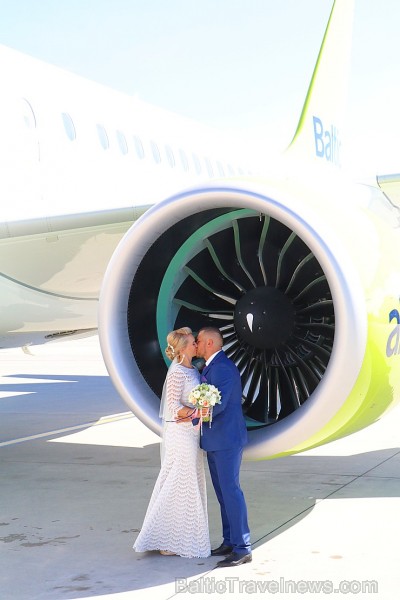Travelnews.lv iepazīst «airBaltic» jauno lidmašīnu «Airbus A220-300». Atbalsta: Starptautiskā lidosta «Rīga» Travelnews.lv iepazīst «airBaltic» jauno lidmašīnu «Airbus A220-300». Atbalsta: Starptautiskā lidosta «Rīga» 231009