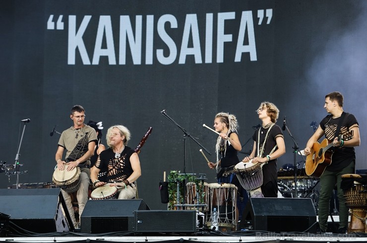 Grandiozi aizvadīta Latvijas simtgades  Rīgas svētku Krastmalas programma 231506