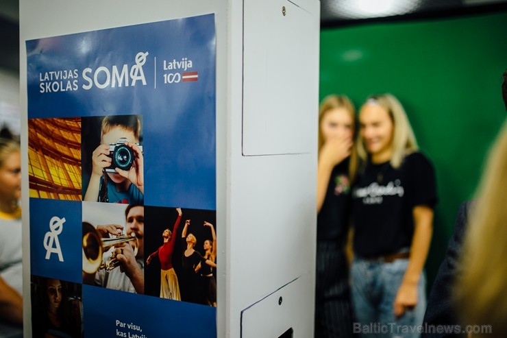 Ar 6000 skolēnu līdzdalību atklāta iniciatīva «Latvijas skolas soma» 233396